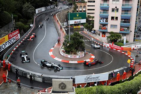 F­o­r­m­u­l­a­ ­1­­d­e­ ­S­e­z­o­n­u­n­ ­E­n­ ­P­r­e­s­t­i­j­l­i­ ­Y­a­r­ı­ş­ı­ ­M­o­n­a­c­o­ ­G­P­­d­e­ ­K­a­z­a­n­a­n­ ­B­e­l­l­i­ ­O­l­d­u­